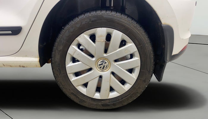 2017 Volkswagen Polo COMFORTLINE 1.2L, Petrol, Manual, 70,942 km, Left Rear Wheel