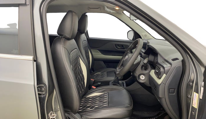 2023 Tata PUNCH ADVENTURE MT, Petrol, Manual, 36,668 km, Right Side Front Door Cabin