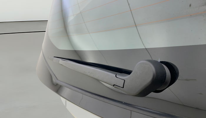 2025 Tata ALTROZ Creative S Petrol 5AMT, Petrol, Automatic, 185 km, Rear Wiper