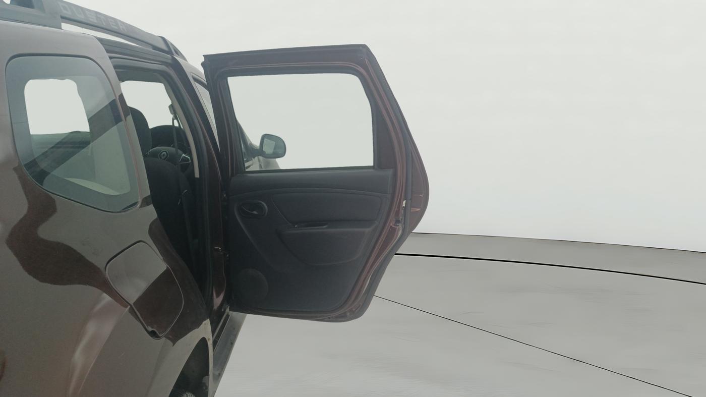 2019 Renault Duster 85 PS RXS MT DIESEL, Diesel, Manual, 1,16,516 km, RHS Rear Door