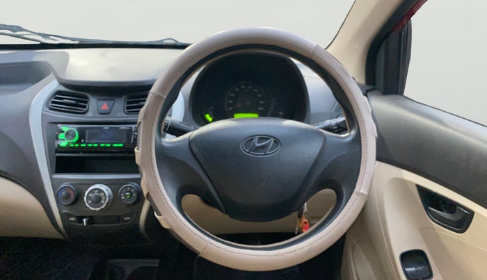 2014 Hyundai Eon ERA + SE, Petrol, Manual, 58,729 km, Steering Wheel Close Up