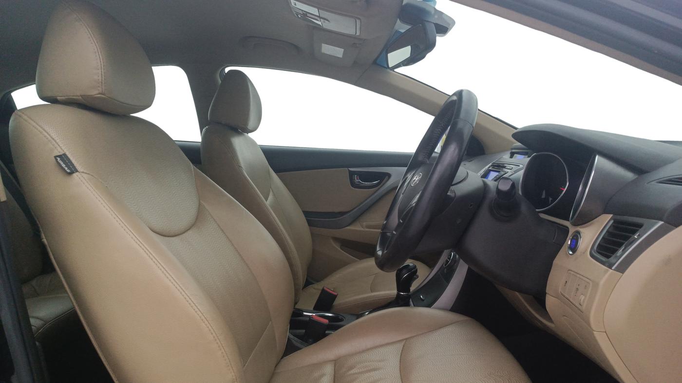2014 Hyundai New Elantra 1.6 SX AT DIESEL, Diesel, Automatic, 1,34,040 km, Right Side Front Door Cabin