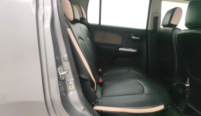 2014 Maruti Wagon R 1.0 VXI, Petrol, Manual, 88,292 km, Right Side Rear Door Cabin