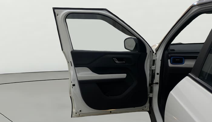 2023 Tata PUNCH CREATIVE  MT, Petrol, Manual, 18,437 km, LHS Front Door