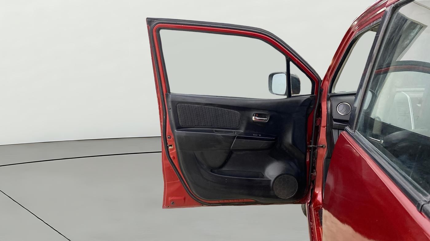 2014 Maruti Wagon R Stingray VXI, CNG, Manual, 96,154 km, LHS Front Door