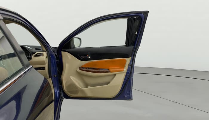 2019 Maruti Dzire VXI, Petrol, Manual, 98,383 km, RHS Front Door