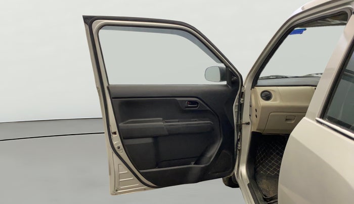 2022 Maruti New Wagon-R LXI CNG 1.0, CNG, Manual, 33,234 km, LHS Front Door