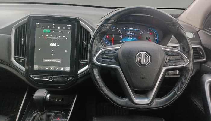 2019 MG HECTOR SHARP 1.5 DCT PETROL, Petrol, Automatic, 82,234 km, Steering Wheel Close Up