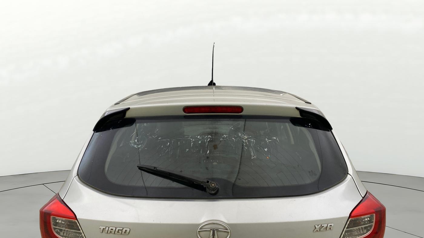 2018 Tata Tiago XZA PETROL, Petrol, Automatic, 80,434 km, Rear Windshield