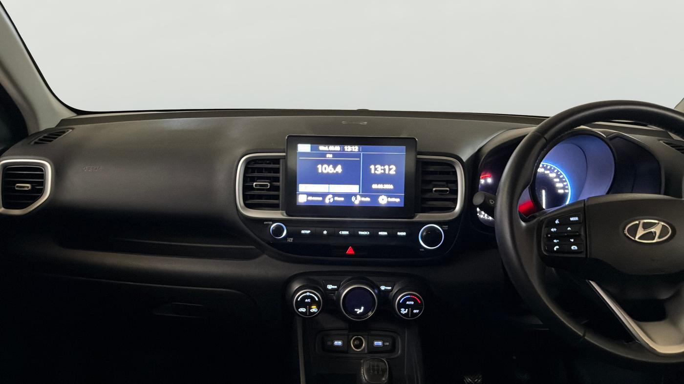 2021 Hyundai VENUE S+ 1.2, Petrol, Manual, 16,336 km, Air Conditioner