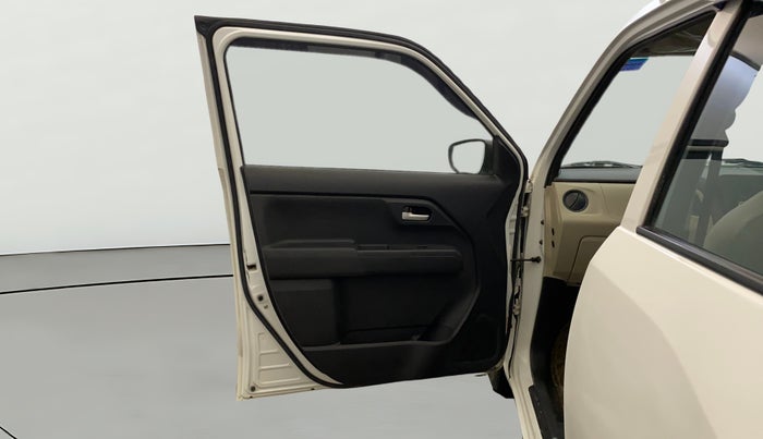 2022 Maruti New Wagon-R VXI 1.0, CNG, Manual, 51,370 km, LHS Front Door