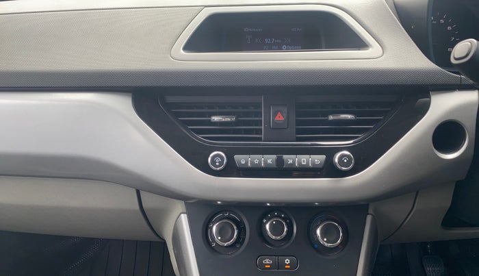 2017 Tata NEXON XM PETROL, Petrol, Manual, 62,236 km, Air Conditioner