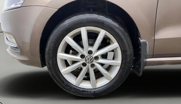 2018 Volkswagen Polo HIGHLINE PLUS 1.0 16 ALLOY, Petrol, Manual, 50,643 km, Left Front Wheel