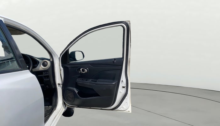 2021 Datsun Go Plus T, Petrol, Manual, 31,233 km, RHS Front Door