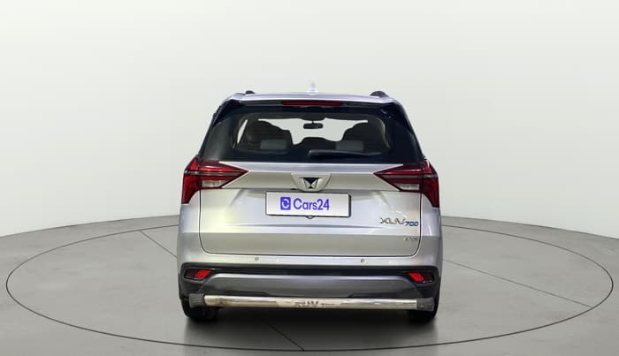 2022 Mahindra XUV700 AX 5 P MT 7 STR, Petrol, Manual, 66,407 km, Back/Rear