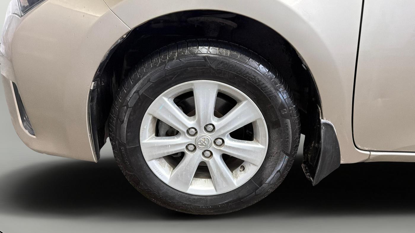 2015 Toyota Corolla Altis G PETROL, Petrol, Manual, 34,674 km, Left Front Wheel