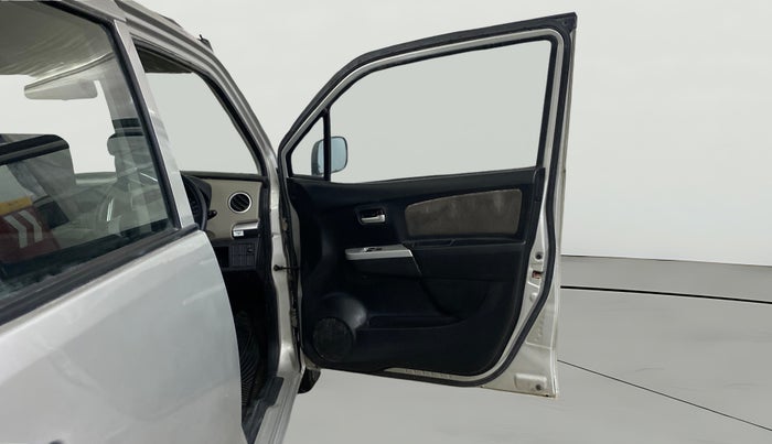 2015 Maruti Wagon R 1.0 LXI, Petrol, Manual, 95,111 km, RHS Front Door