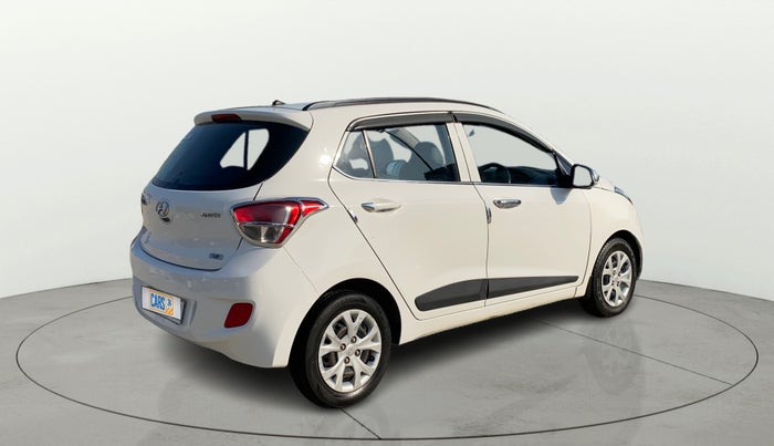 2016 Hyundai Grand i10 SPORTZ 1.2 KAPPA VTVT, Petrol, Manual, 88,659 km, Right Back Diagonal