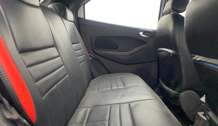 2018 Ford FREESTYLE TITANIUM 1.5 DIESEL, Diesel, Manual, 89,710 km, Right Side Rear Door Cabin