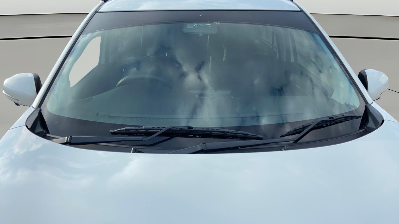 2024 Maruti XL6 ALPHA PLUS AT, Petrol, Automatic, 25,334 km, Front Windshield