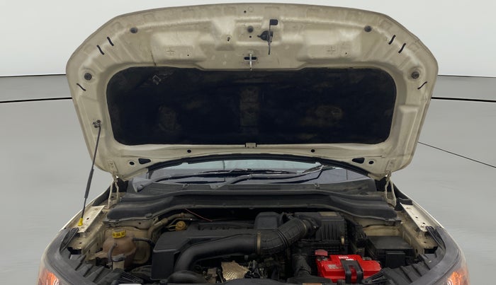 2021 Mahindra XUV300 W6 1.5 DIESEL AMT, Diesel, Automatic, 1,14,435 km, Open Bonet