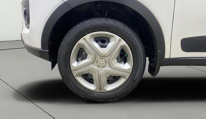 2021 Tata NEXON XM SUNROOF PETROL, Petrol, Manual, 36,773 km, Left Front Wheel