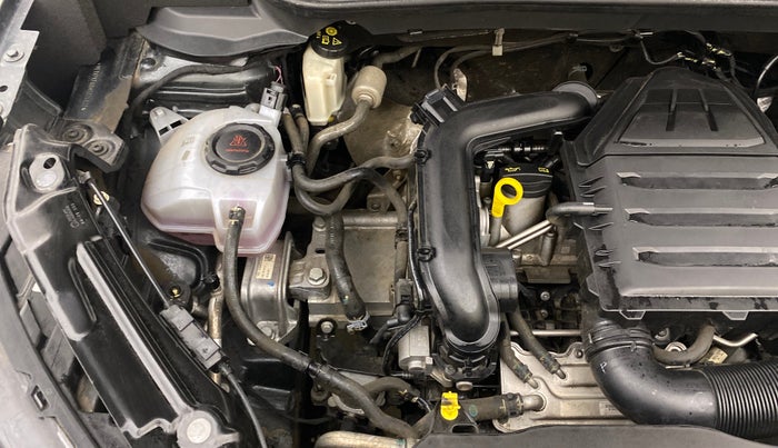 2021 Skoda KUSHAQ STYLE 1.0L TSI AT, Petrol, Automatic, 53,781 km, Right Front Wheel