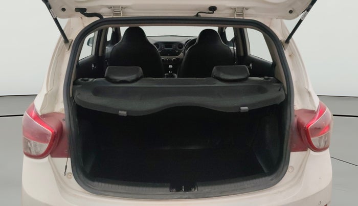 2016 Hyundai Grand i10 ASTA (O) 1.2 KAPPA VTVT, Petrol, Manual, 83,338 km, Boot Open Zoomed View