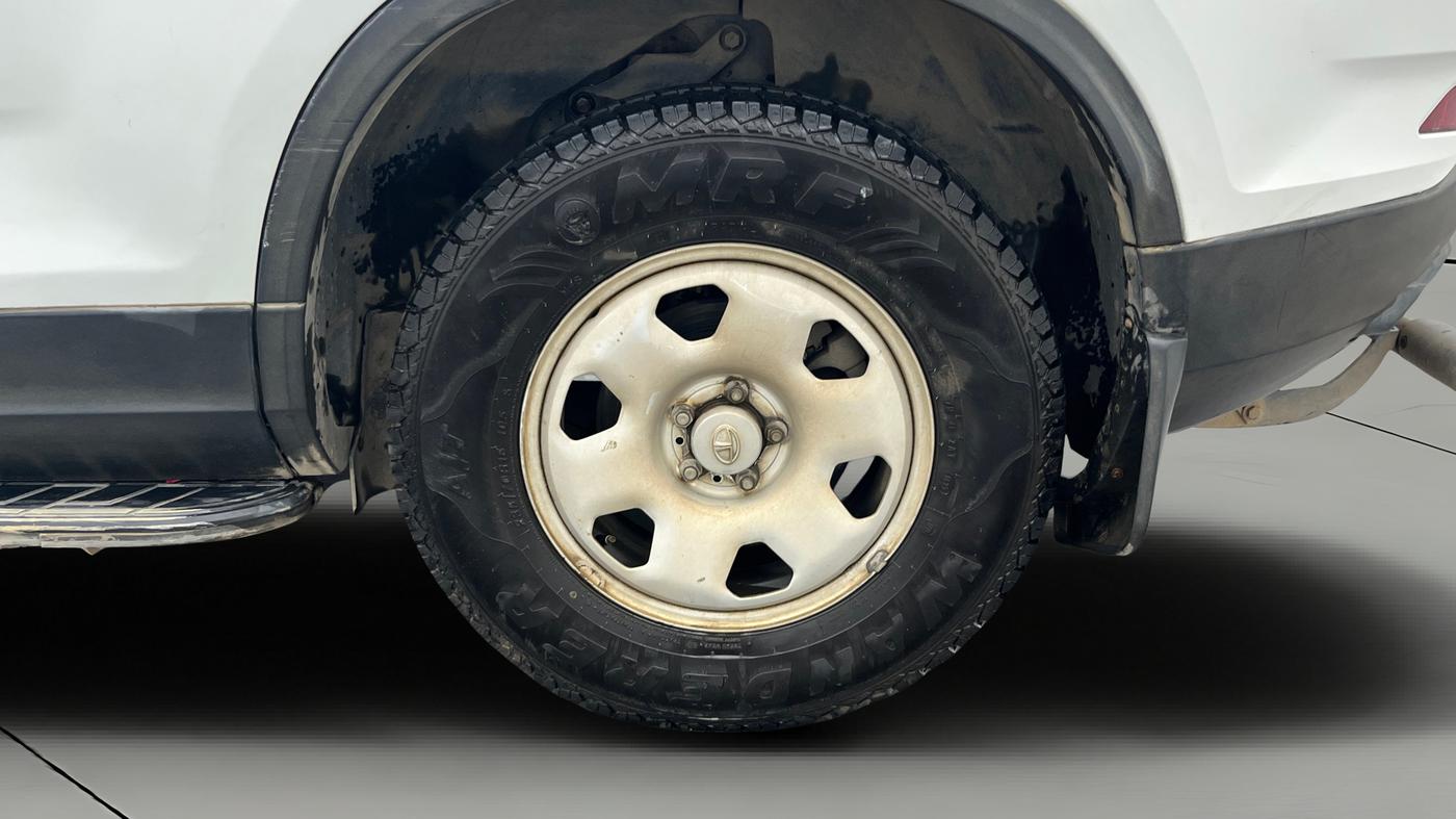2021 Tata Safari XMA, Diesel, Automatic, 86,887 km, Left Rear Wheel