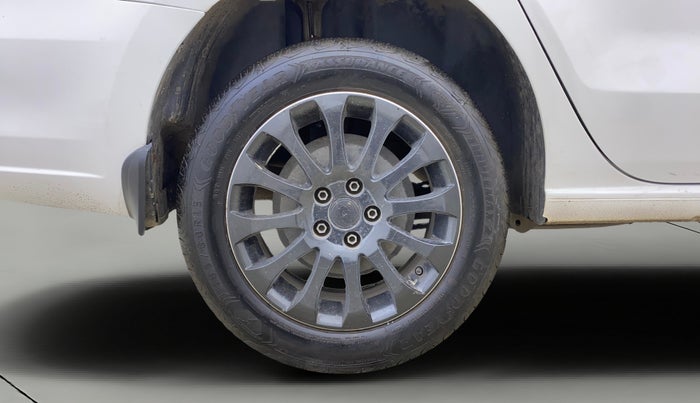 2014 Skoda Rapid 1.5 TDI CR ELEGANCE PLUS AT, Diesel, Automatic, 81,458 km, Right Rear Wheel