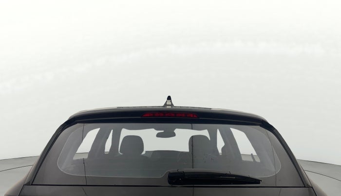 2022 Hyundai NEW I20 ASTA 1.2 MT, Petrol, Manual, 26,568 km, Rear Windshield