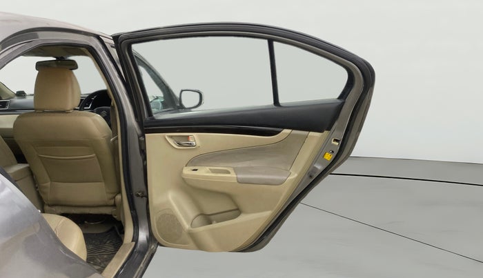 2015 Maruti Ciaz ZXI, Petrol, Manual, 96,632 km, RHS Rear Door