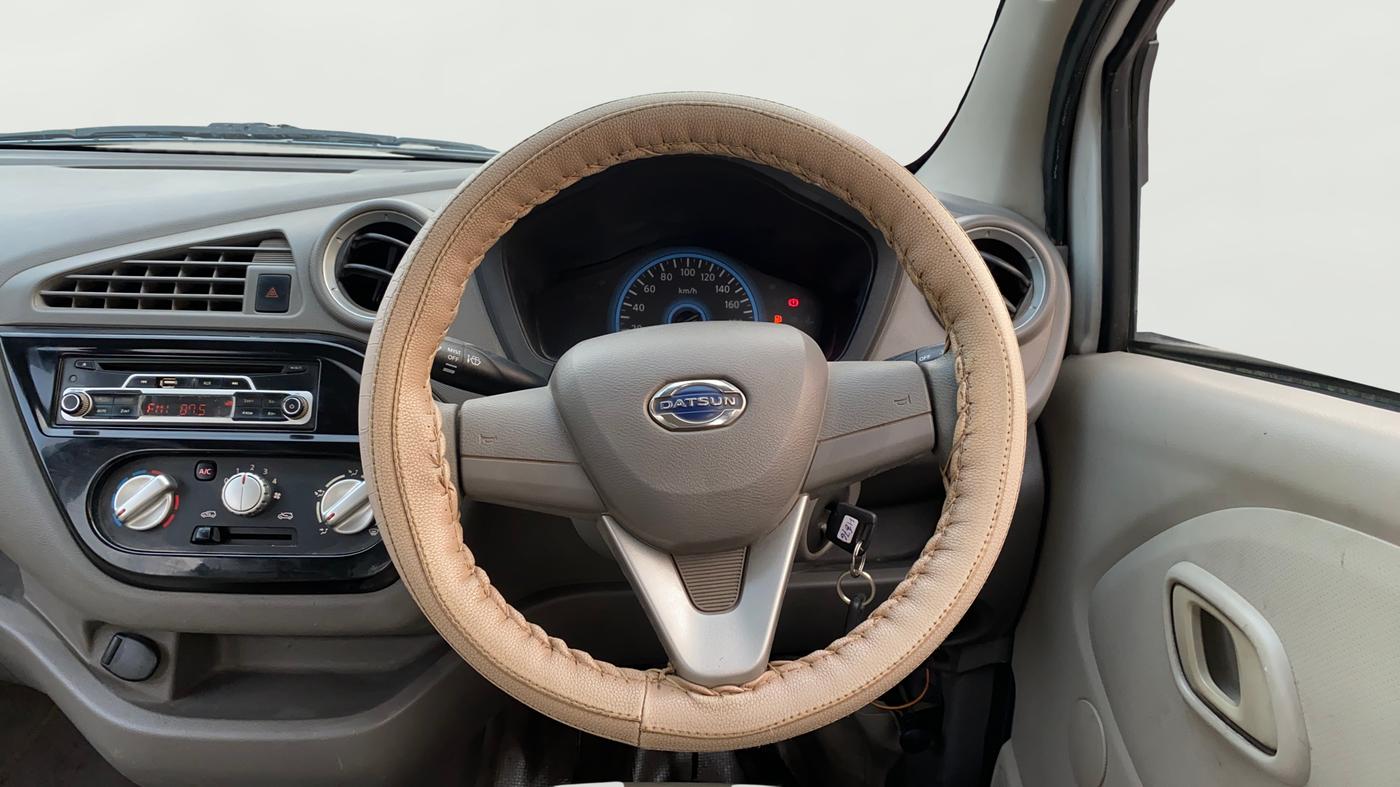 2016 Datsun Redi Go T (O), Petrol, Manual, 29,520 km, Steering Wheel Close Up