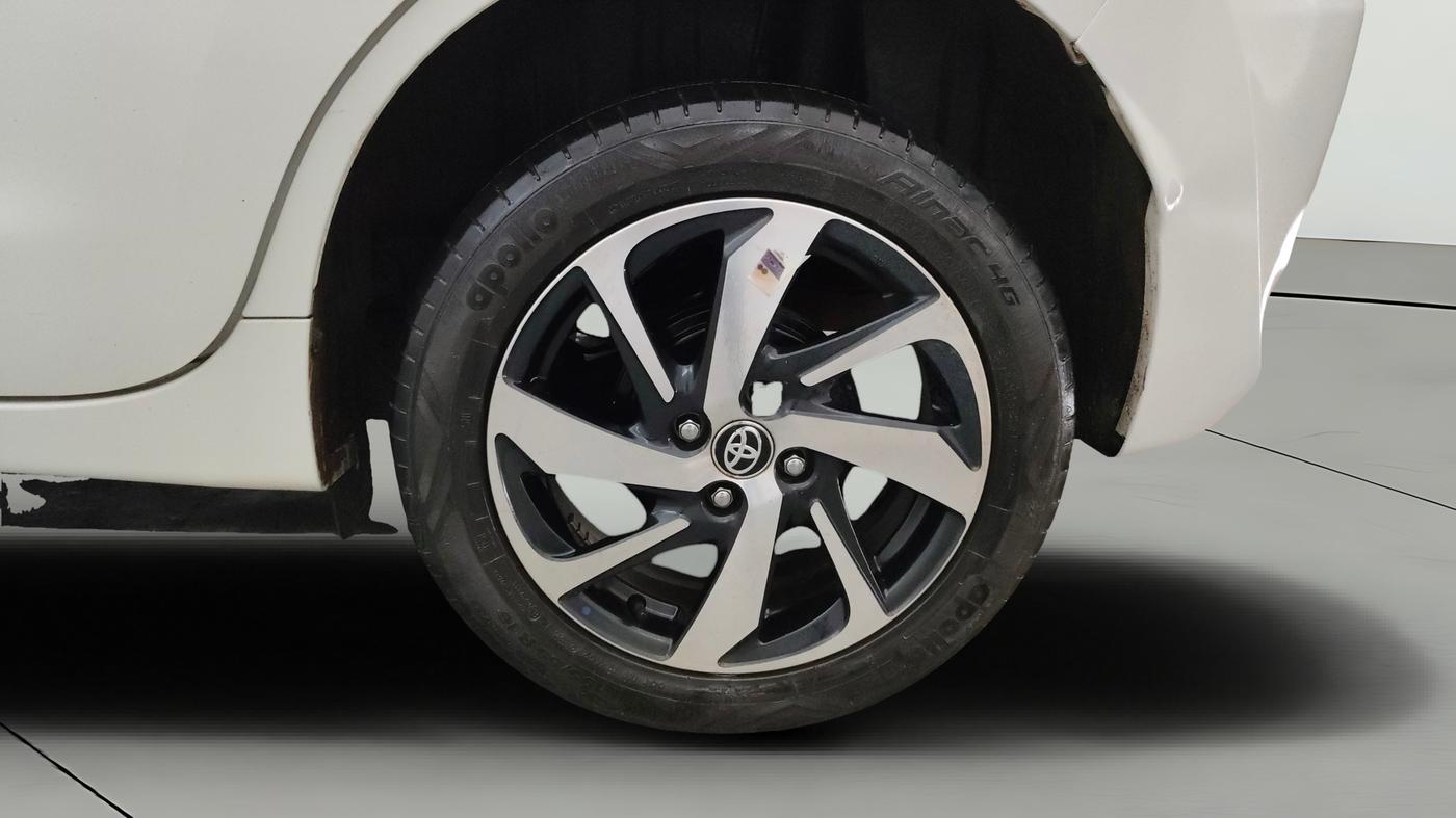 2024 Toyota Glanza G E-CNG, CNG, Manual, 67,367 km, Left Rear Wheel