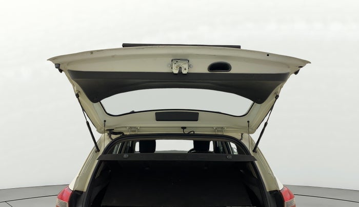 2017 Hyundai Creta SX PLUS AT 1.6 PETROL, CNG, Automatic, 1,17,634 km, Boot Door Open