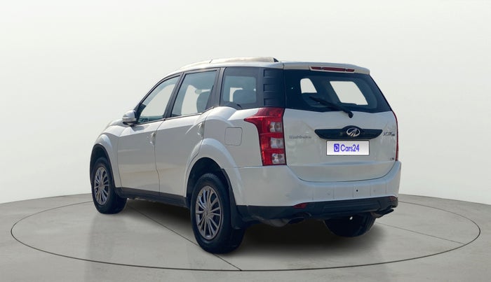 2017 Mahindra XUV500 W6, Diesel, Manual, 88,820 km, Left Back Diagonal