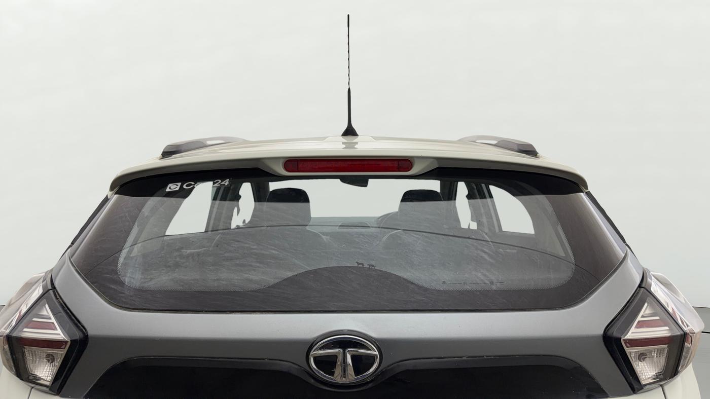 2021 Tata NEXON XM SUNROOF PETROL, Petrol, Manual, 53,434 km, Rear Windshield