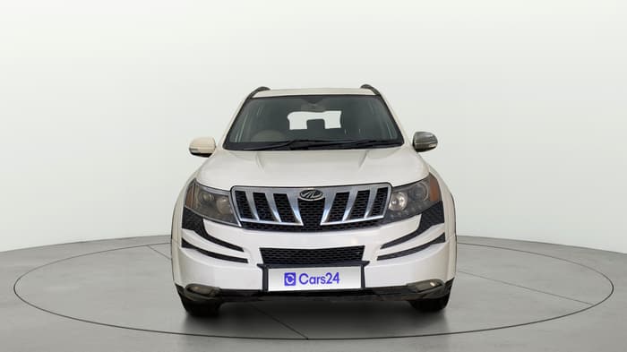 2015 Mahindra XUV500 W8, Diesel, Manual, 66,417 km, Front