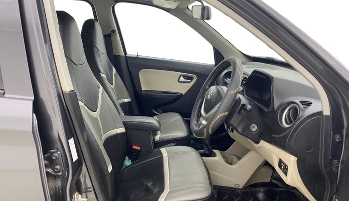 2021 Maruti Alto LXI OPT CNG, CNG, Manual, 55,172 km, Right Side Front Door Cabin