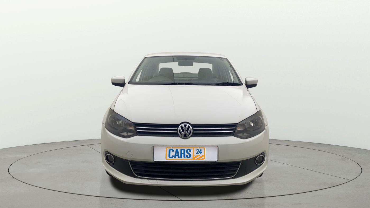 2014 Volkswagen Vento HIGHLINE 1.6 MPI, Petrol, Manual, 64,335 km, Front