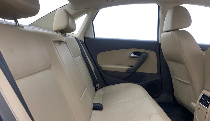 2017 Volkswagen Vento HIGHLINE PETROL AT, Petrol, Automatic, 84,972 km, Right Side Rear Door Cabin