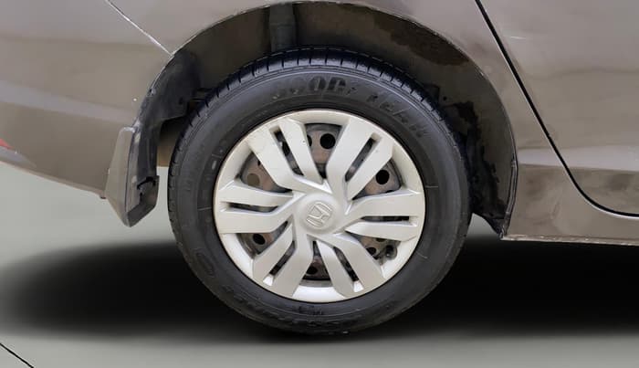 2016 Honda City 1.5L I-VTEC SV CVT, Petrol, Automatic, 1,10,303 km, Right Rear Wheel