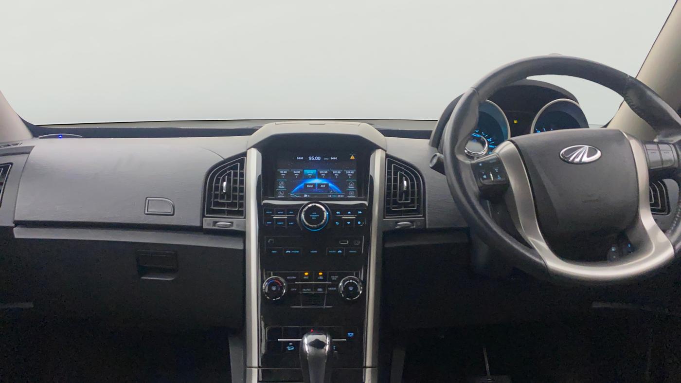 2019 Mahindra XUV500 W9 AT, Diesel, Automatic, 61,586 km, Air Conditioner
