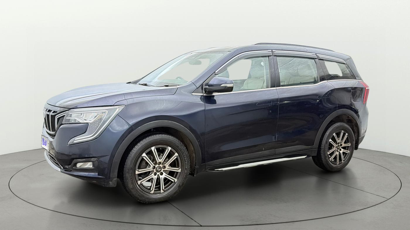2022 Mahindra XUV700 AX 7 P AT 7 STR, Petrol, Automatic, 63,285 km, Left Front Diagonal