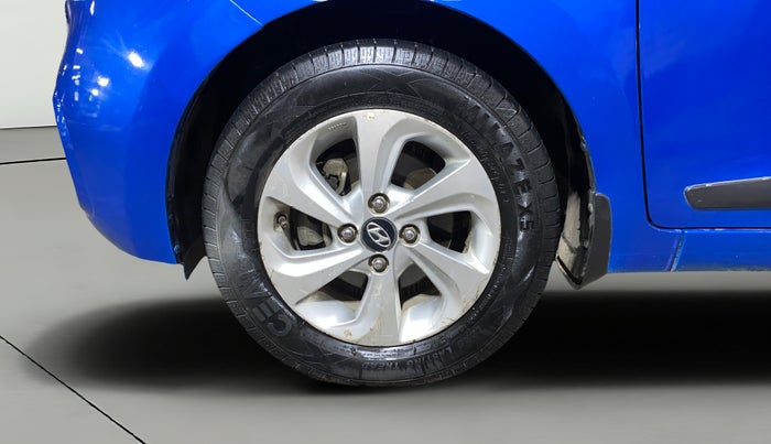 2017 Hyundai Xcent SX 1.2, Petrol, Manual, 30,577 km, Left Front Wheel