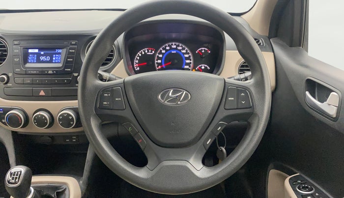 2016 Hyundai Grand i10 SPORTZ 1.2 KAPPA VTVT, Petrol, Manual, 28,348 km, Steering Wheel Close Up