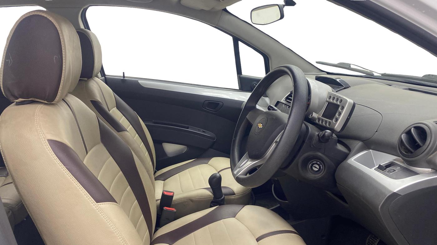 2015 Chevrolet Beat LT PETROL, Petrol, Manual, 49,068 km, Right Side Front Door Cabin