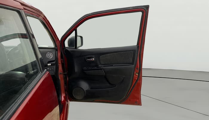 2014 Maruti Wagon R Stingray VXI, CNG, Manual, 96,154 km, RHS Front Door