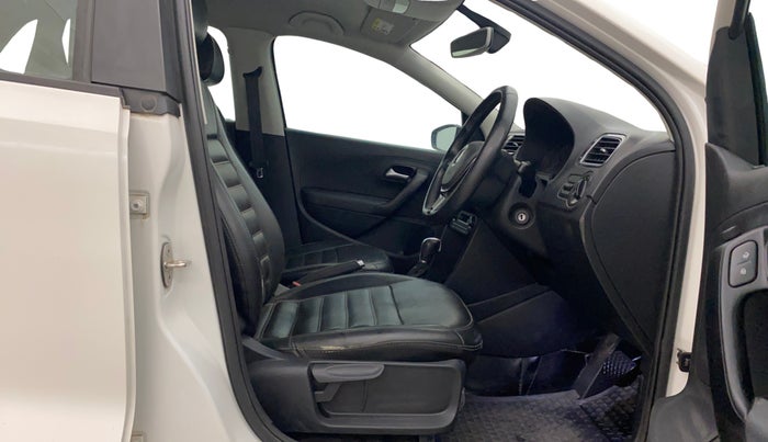 2021 Volkswagen Polo 1.0 GT TSI AT, Petrol, Automatic, 32,503 km, Right Side Front Door Cabin