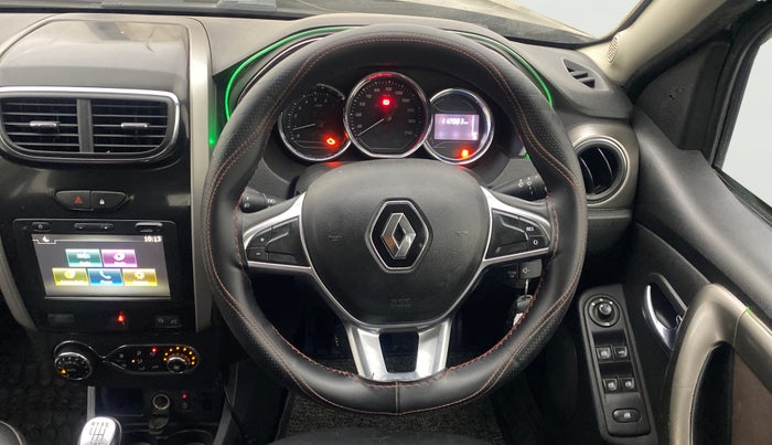 2021 Renault Duster RXZ 1.3 TURBO PETROL MT, Petrol, Manual, 1,12,040 km, Steering Wheel Close Up